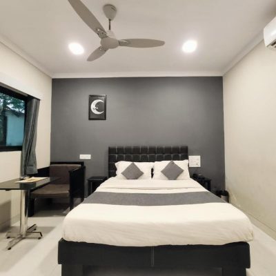 Rooms in Gorai