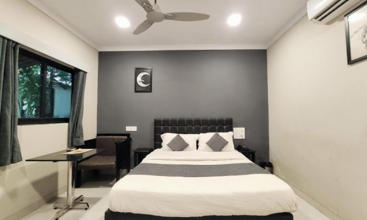 Rooms in Gorai